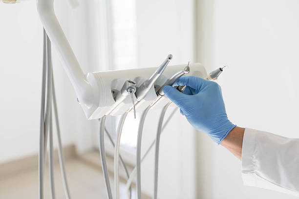 24/7 Emergency Teeth Whitening experts in Aurora, IL